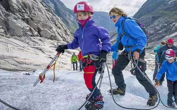 BFL Jostedalen Breførarlag Blue Ice