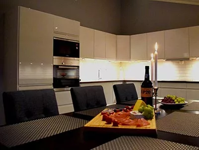 Otnes Sør 1 kitchen table and chairs