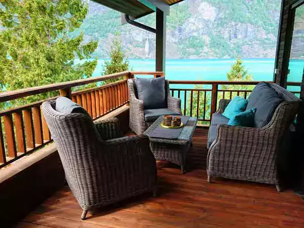 Otnes Sør 1 balcony chairs and table